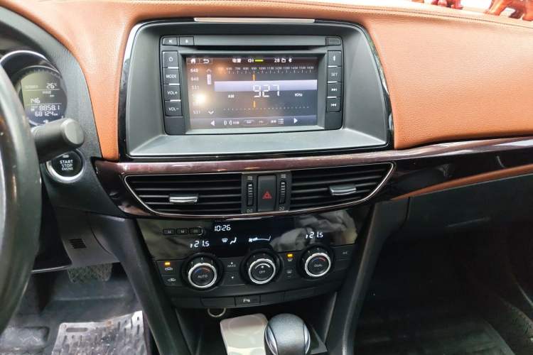 Used Mazda Atenza 2015 2.0L Blue Sky Luxury Edition Audio And AC Panel