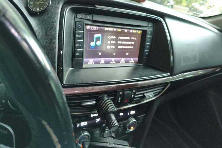 Used Mazda Atenza 2015 2.5L Blue Sky Sport Edition Audio And AC Panel