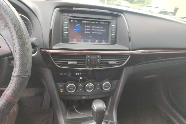 Used Mazda Atenza 2015 2.0L Blue Sky Luxury Edition Audio And AC Panel