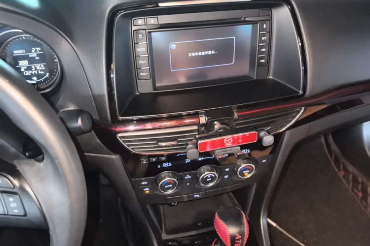 Used Mazda Atenza 2015 2.0L Blue Sky Luxury Edition Audio And AC Panel