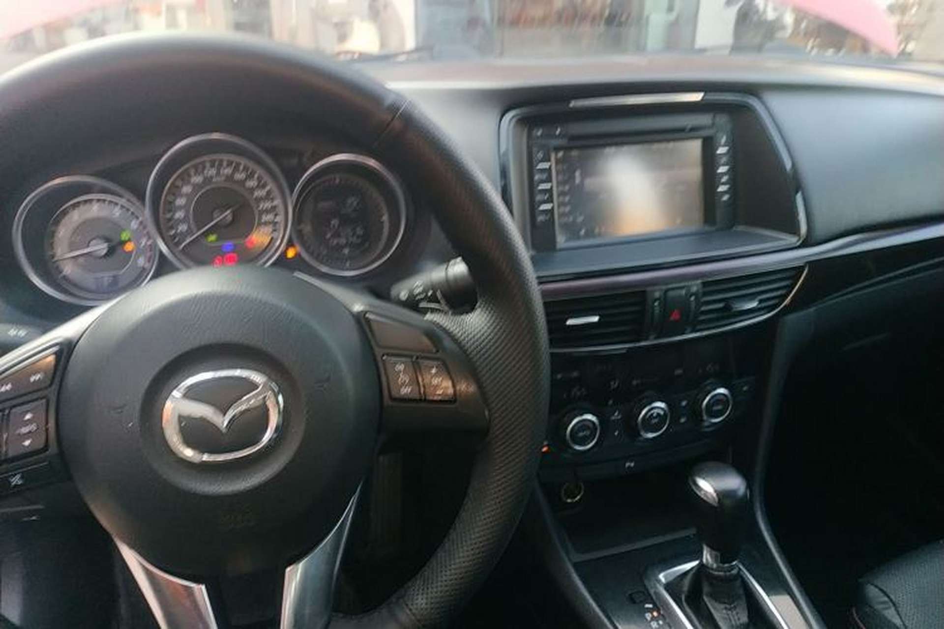Used Mazda Atenza 2015 2.5L Blue Sky Sport Edition Center Console