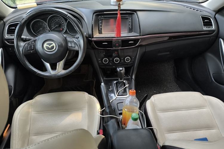 Used Mazda Atenza 2015 2.0L Blue Sky Luxury Edition Center Console