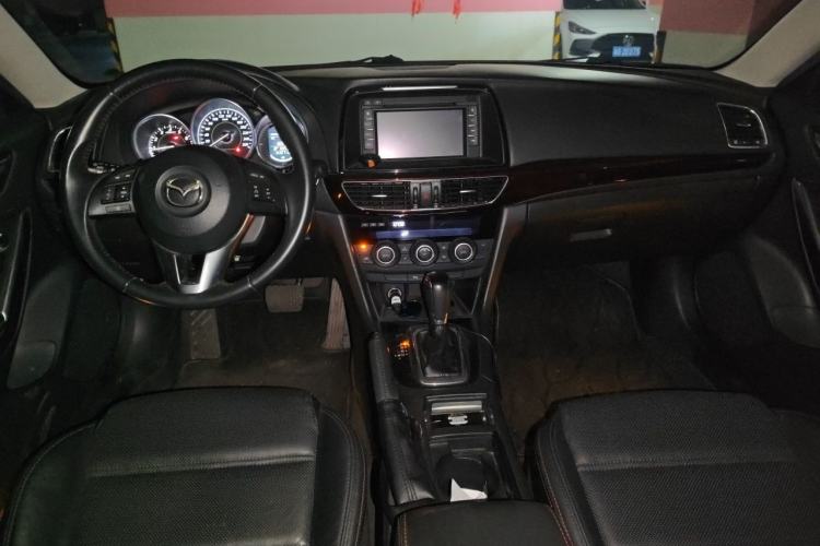Used Mazda Atenza 2015 2.0L Blue Sky Luxury Edition Center Console