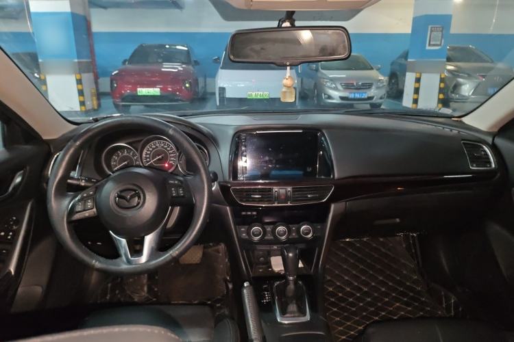 Used Mazda Atenza 2015 2.5L Blue Sky Sport Edition Center Console