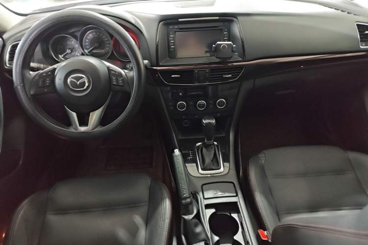 Used Mazda Atenza 2015 2.0L Blue Sky Prestige Edition Center Console