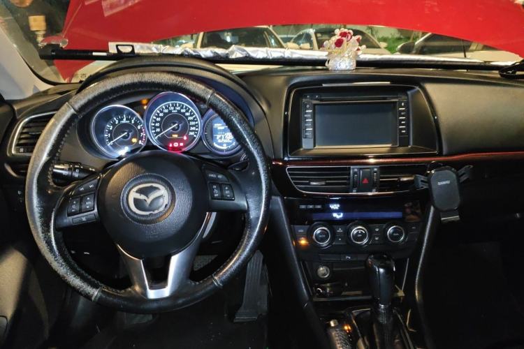 Used Mazda Atenza 2015 2.5L Blue Sky Sport Edition Center Console
