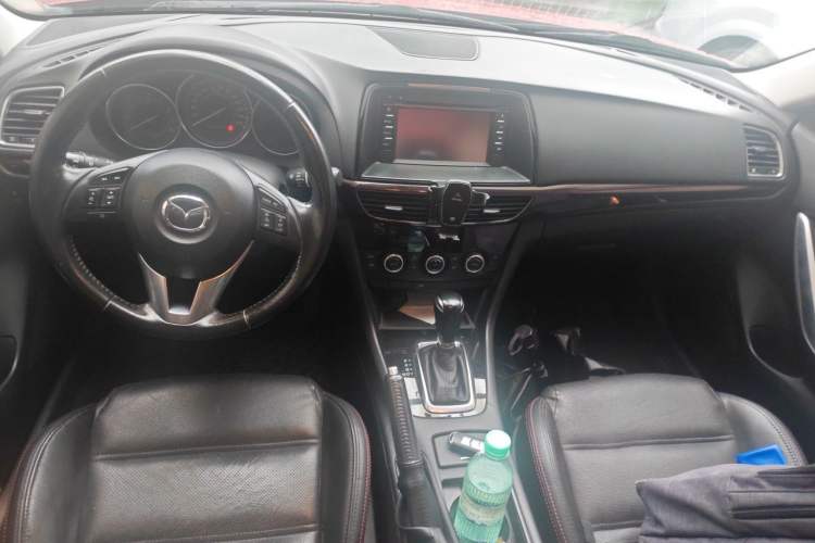 Used Mazda Atenza 2015 2.0L Blue Sky Luxury Edition Center Console