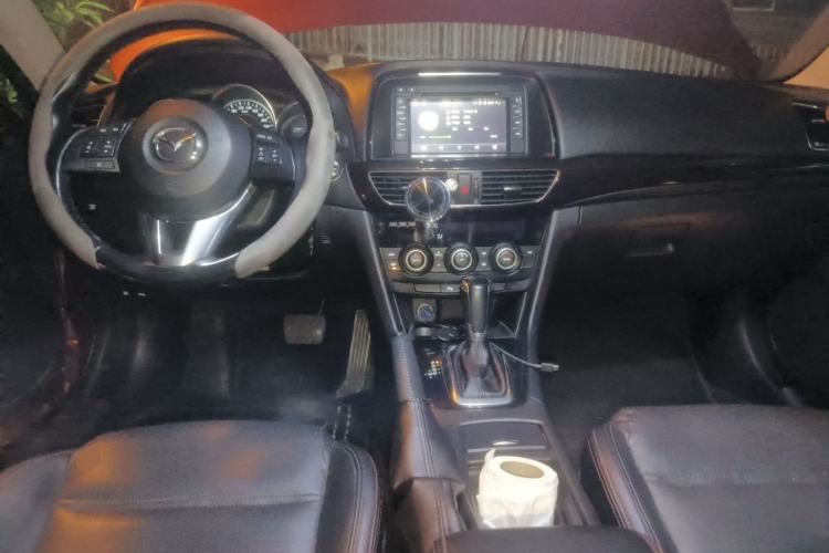Used Mazda Atenza 2015 2.0L Blue Sky Luxury Edition Center Console