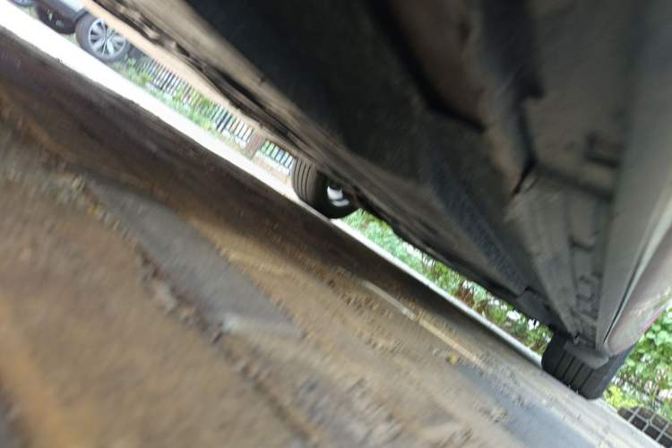 Used Mazda Atenza 2015 2.0L Blue Sky Luxury Edition Chassis Front Left