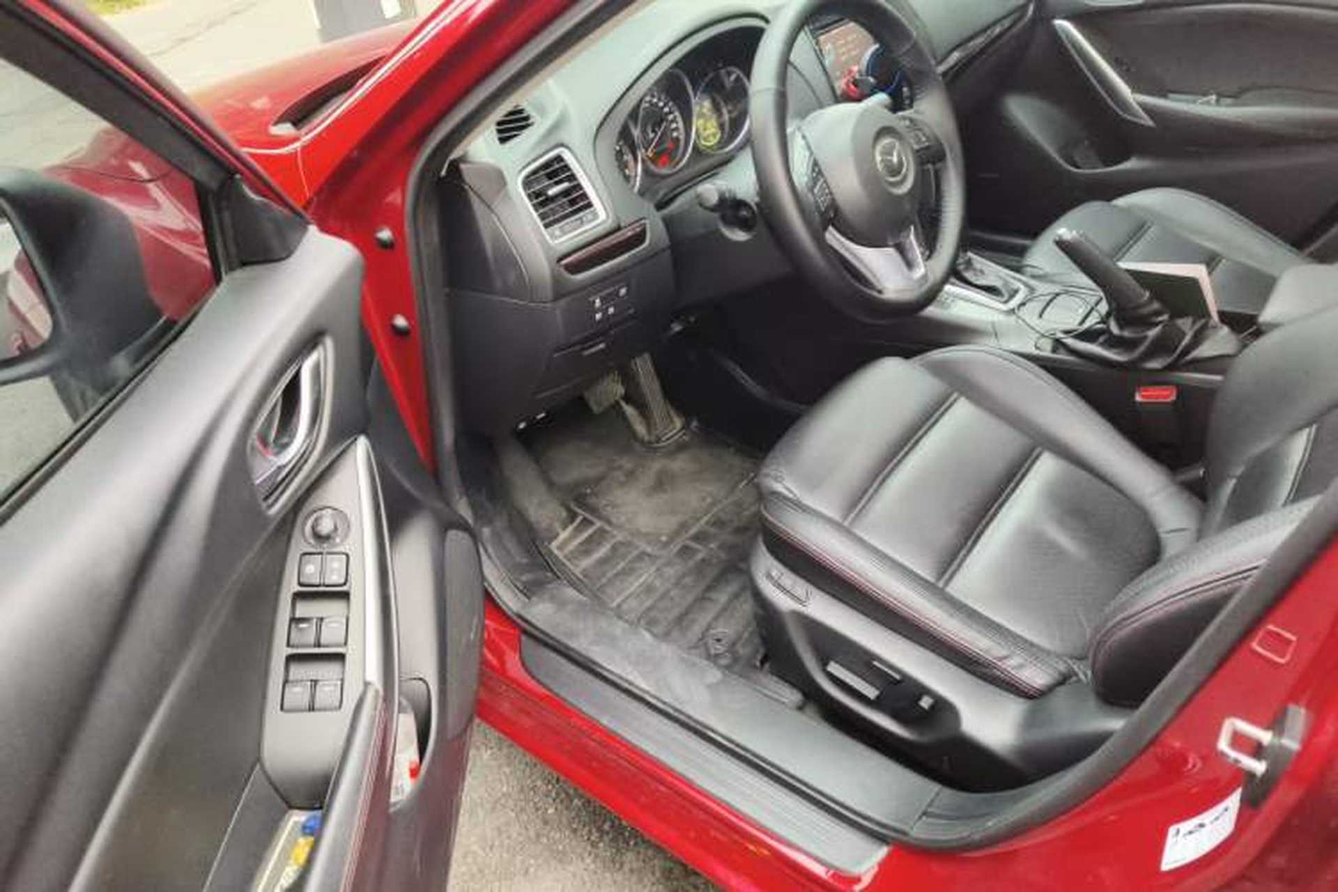 Used Mazda Atenza 2015 2.5L Blue Sky Prestige Edition Driver Seat
