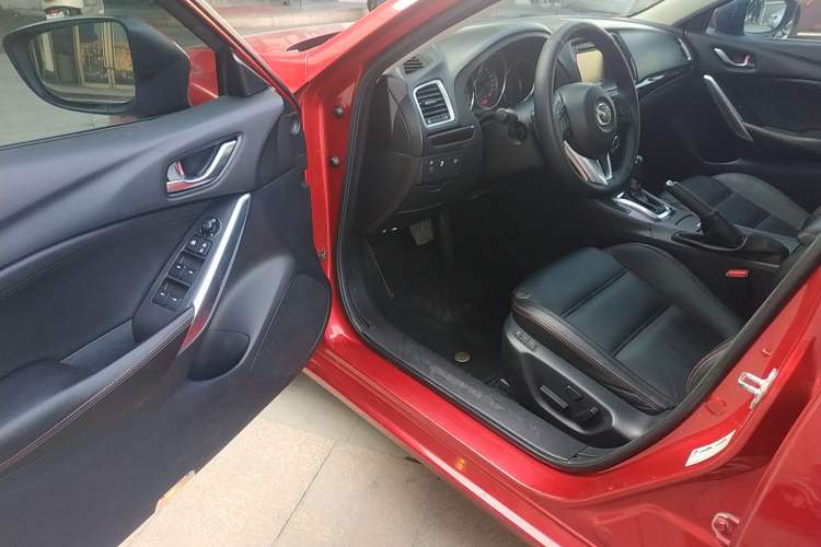 Used Mazda Atenza 2015 2.5L Blue Sky Sport Edition Driver Seat