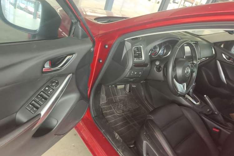 Used Mazda Atenza 2015 2.5L Blue Sky Sport Edition Driver Seat