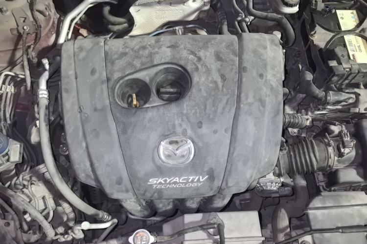 Used Mazda Atenza 2015 2.5L Blue Sky Prestige Edition Engine Bay