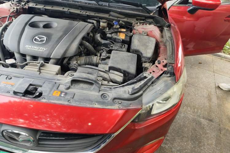 Used Mazda Atenza 2015 2.0L Blue Sky Luxury Edition Engine Bay Left