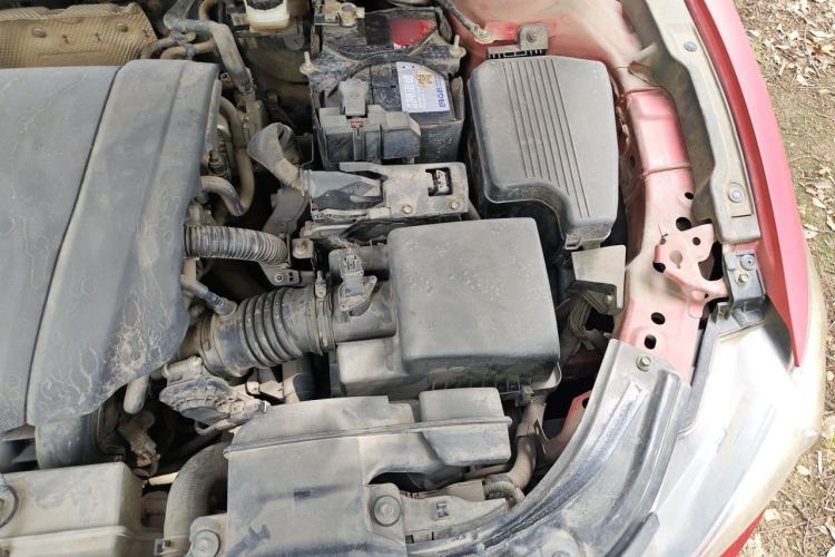 Used Mazda Atenza 2015 2.0L Blue Sky Luxury Edition Engine Bay Left