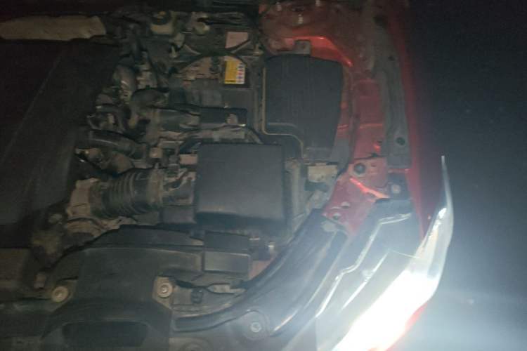 Used Mazda Atenza 2015 2.5L Blue Sky Sport Edition Engine Bay Left