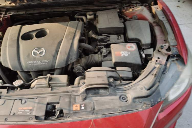 Used Mazda Atenza 2015 2.0L Blue Sky Luxury Edition Engine Bay Left