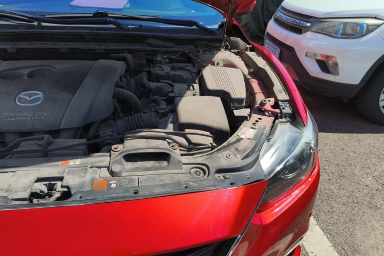 Used Mazda Atenza 2015 2.0L Blue Sky Luxury Edition Engine Bay Left