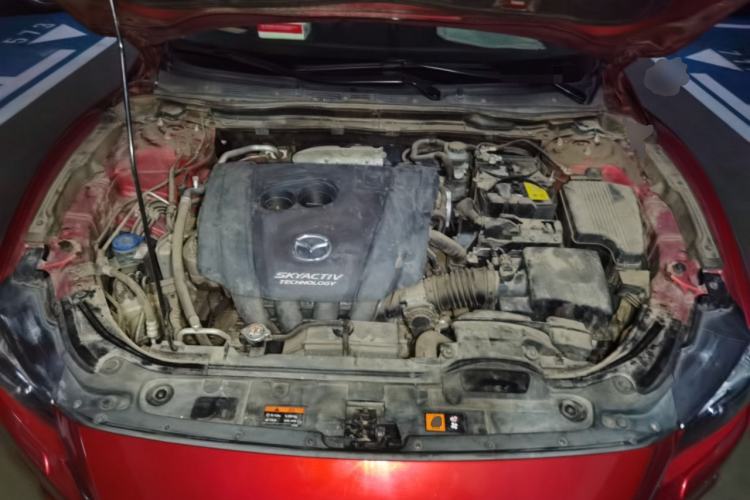 Used Mazda Atenza 2015 2.5L Blue Sky Prestige Edition Engine Bay