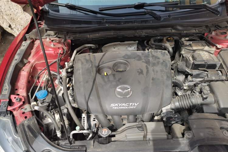 Used Mazda Atenza 2015 2.0L Blue Sky Prestige Edition Engine Bay Right