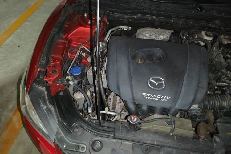 Used Mazda Atenza 2015 2.0L Blue Sky Luxury Edition Engine Bay Right