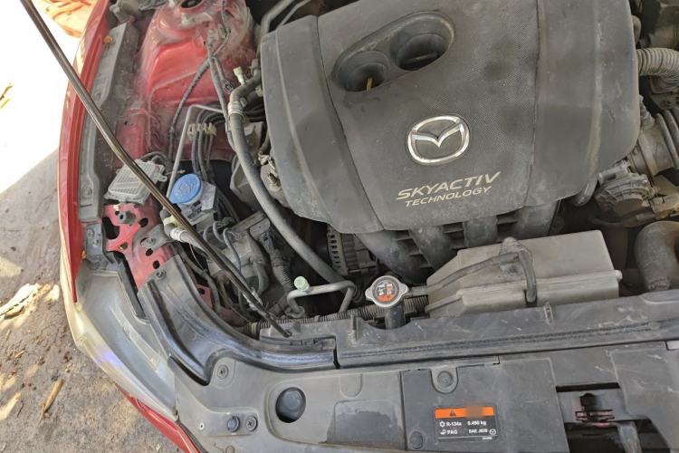Used Mazda Atenza 2015 2.0L Blue Sky Luxury Edition Engine Bay Right