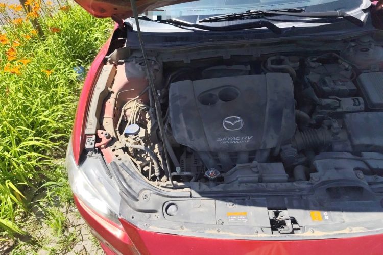 Used Mazda Atenza 2015 2.0L Blue Sky Fashion Edition Engine Bay Right