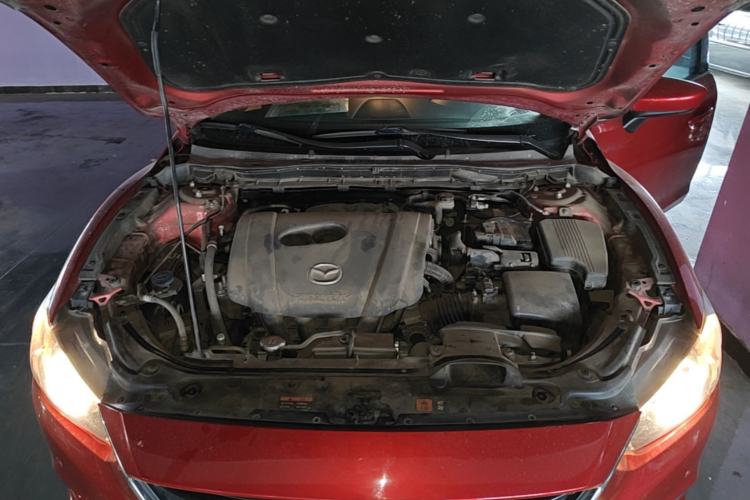 Used Mazda Atenza 2015 2.0L Blue Sky Luxury Edition Engine Bay