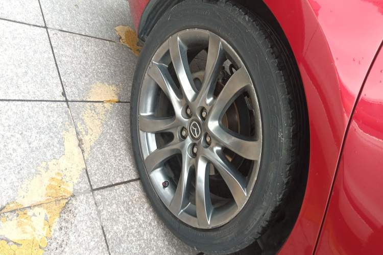 Used Mazda Atenza 2015 2.5L Blue Sky Prestige Edition Exterior 3