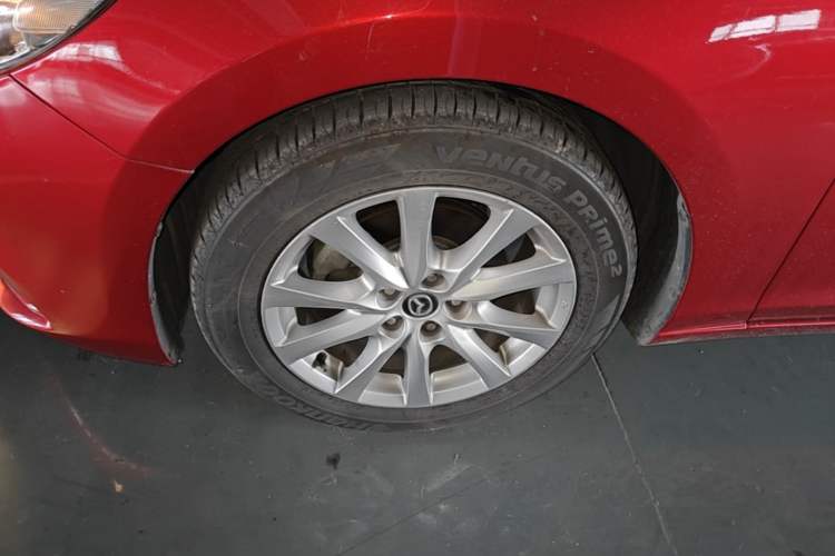 Used Mazda Atenza 2015 2.0L Blue Sky Luxury Edition Exterior 4