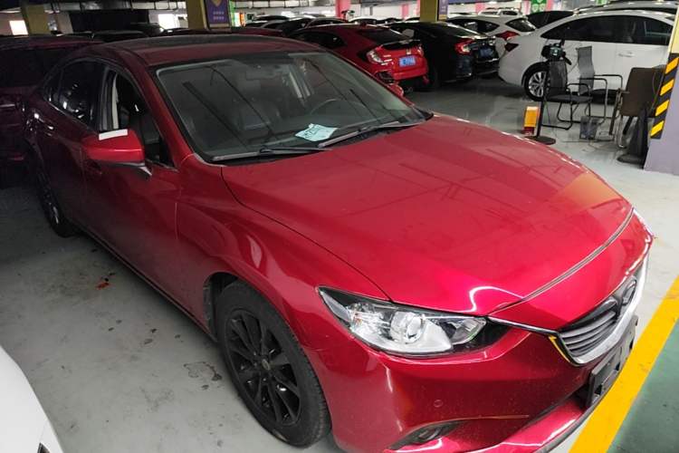 Used Mazda Atenza 2015 2.0L Blue Sky Luxury Edition Front Right 45 Deg