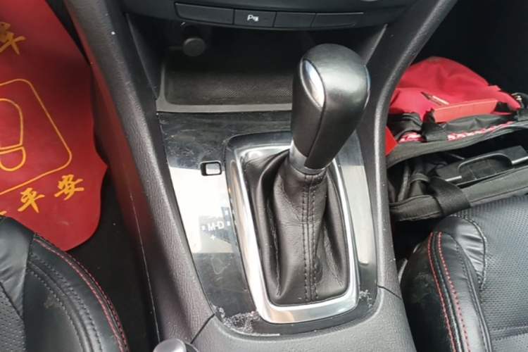 Used Mazda Atenza 2015 2.0L Blue Sky Luxury Edition Gear Lever