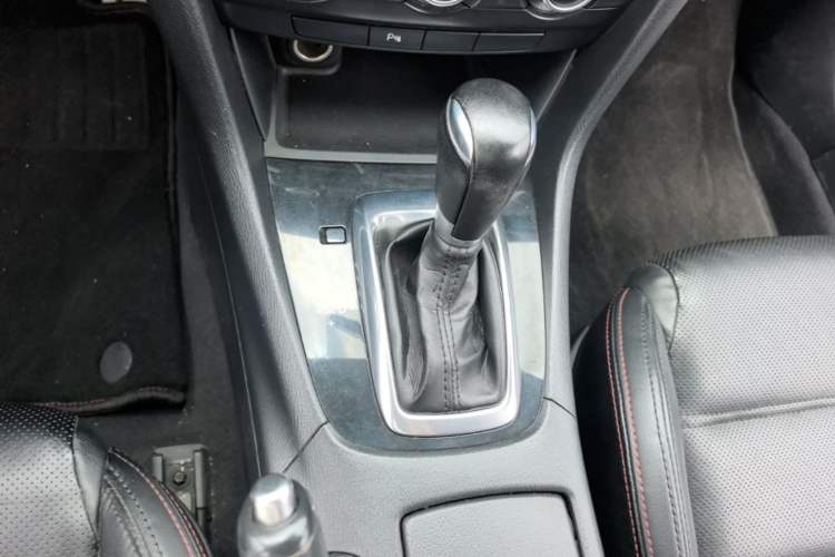 Used Mazda Atenza 2015 2.0L Blue Sky Luxury Edition Gear Lever