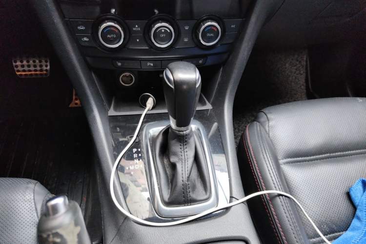 Used Mazda Atenza 2015 2.5L Blue Sky Prestige Edition Gear Lever