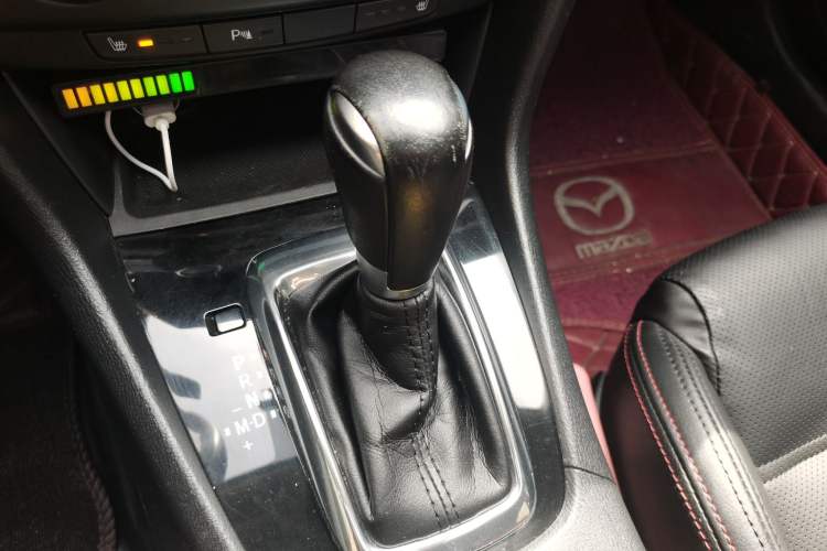 Used Mazda Atenza 2015 2.0L Blue Sky Prestige Edition Gear Lever