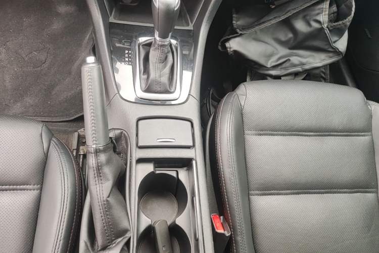 Used Mazda Atenza 2015 2.5L Blue Sky Prestige Edition Gear Lever