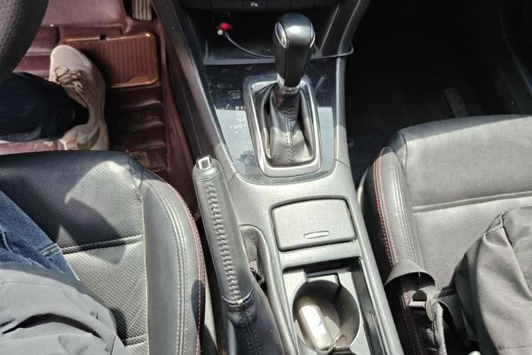 Used Mazda Atenza 2015 2.0L Blue Sky Luxury Edition Gear Lever