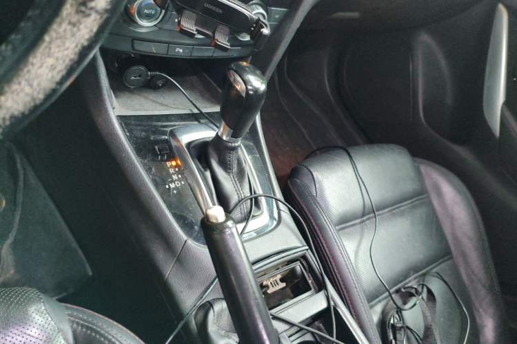 Used Mazda Atenza 2015 2.5L Blue Sky Sport Edition Gear Lever