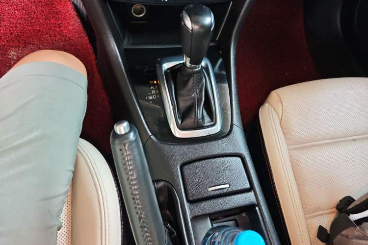 Used Mazda Atenza 2015 2.0L Blue Sky Luxury Edition Gear Lever