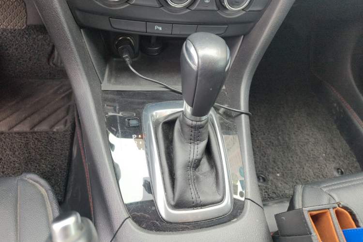 Used Mazda Atenza 2015 2.0L Blue Sky Luxury Edition Gear Lever