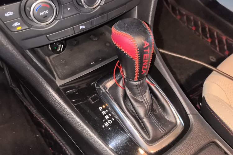 Used Mazda Atenza 2015 2.0L Blue Sky Luxury Edition Gear Lever