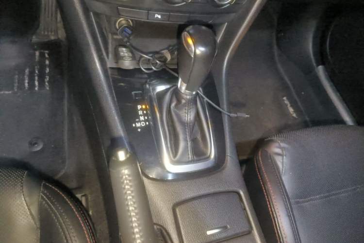 Used Mazda Atenza 2015 2.0L Blue Sky Luxury Edition Gear Lever