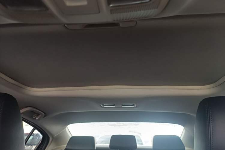 Used Mazda Atenza 2015 2.0L Blue Sky Luxury Edition Headliner