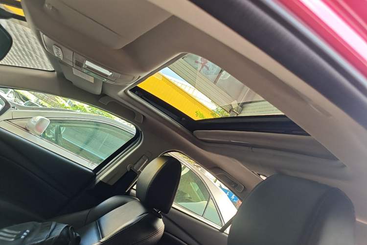 Used Mazda Atenza 2015 2.0L Blue Sky Luxury Edition Headliner