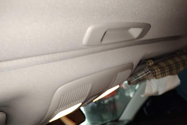 Used Mazda Atenza 2015 2.0L Blue Sky Luxury Edition Headliner