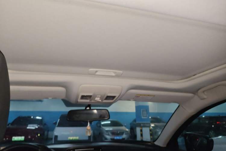 Used Mazda Atenza 2015 2.5L Blue Sky Sport Edition Headliner