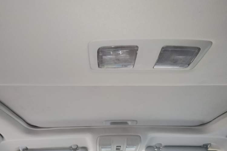 Used Mazda Atenza 2015 2.0L Blue Sky Luxury Edition Headliner