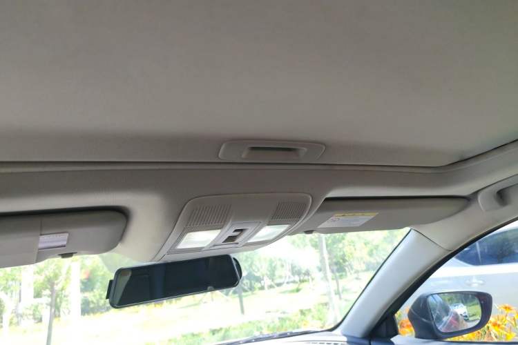 Used Mazda Atenza 2015 2.0L Blue Sky Fashion Edition Headliner