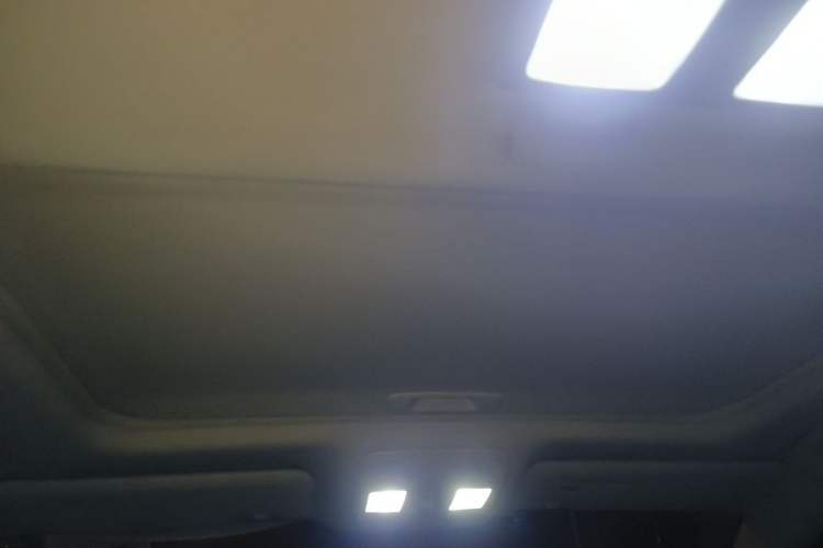 Used Mazda Atenza 2015 2.0L Blue Sky Luxury Edition Headliner