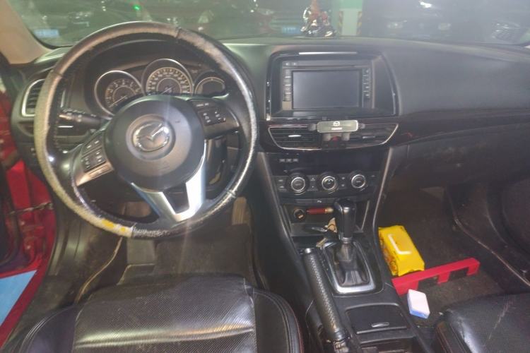 Used Mazda Atenza 2015 2.5L Blue Sky Sport Edition Interior 2